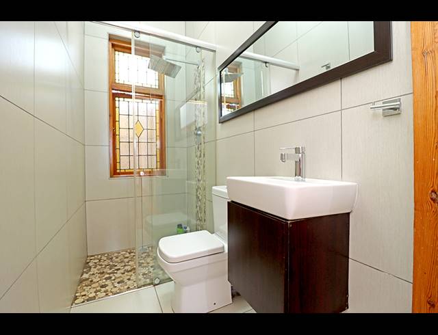 4 BEDROOM HOUSE FOR SALE IN KENSINGTON